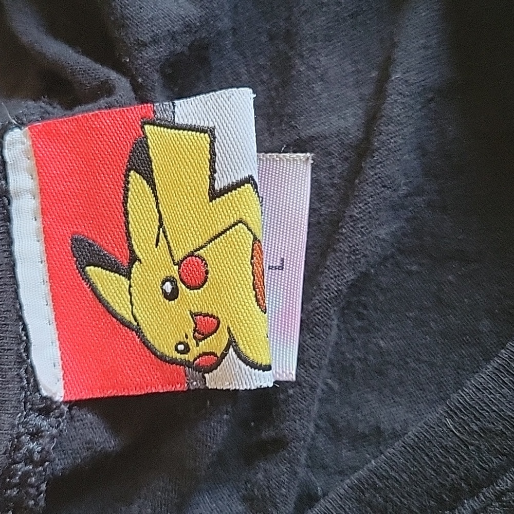 Vintage Pokemon Tee-shirt - Picture 3 of 3